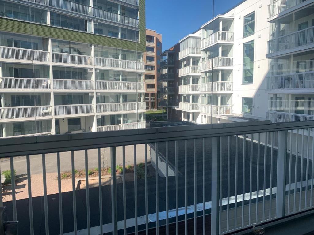 Modern One Bedroom Apartment Nearby Airport Vantaa Exterior photo
